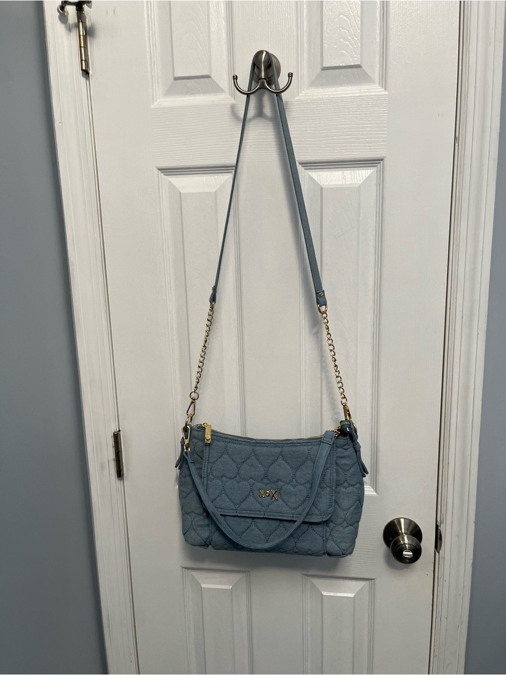 Betsey Johnson DENIM blue quilted HEART shoulder crossbody bag gold-tone chain